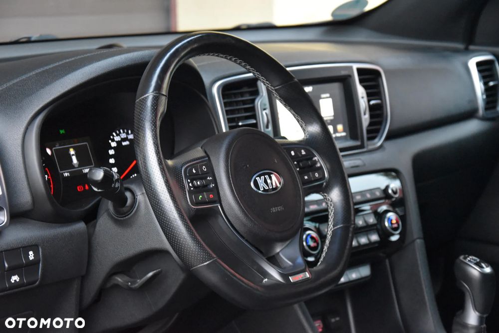 Kia Sportage 1.6 T-GDI GT Line 2WD - 24