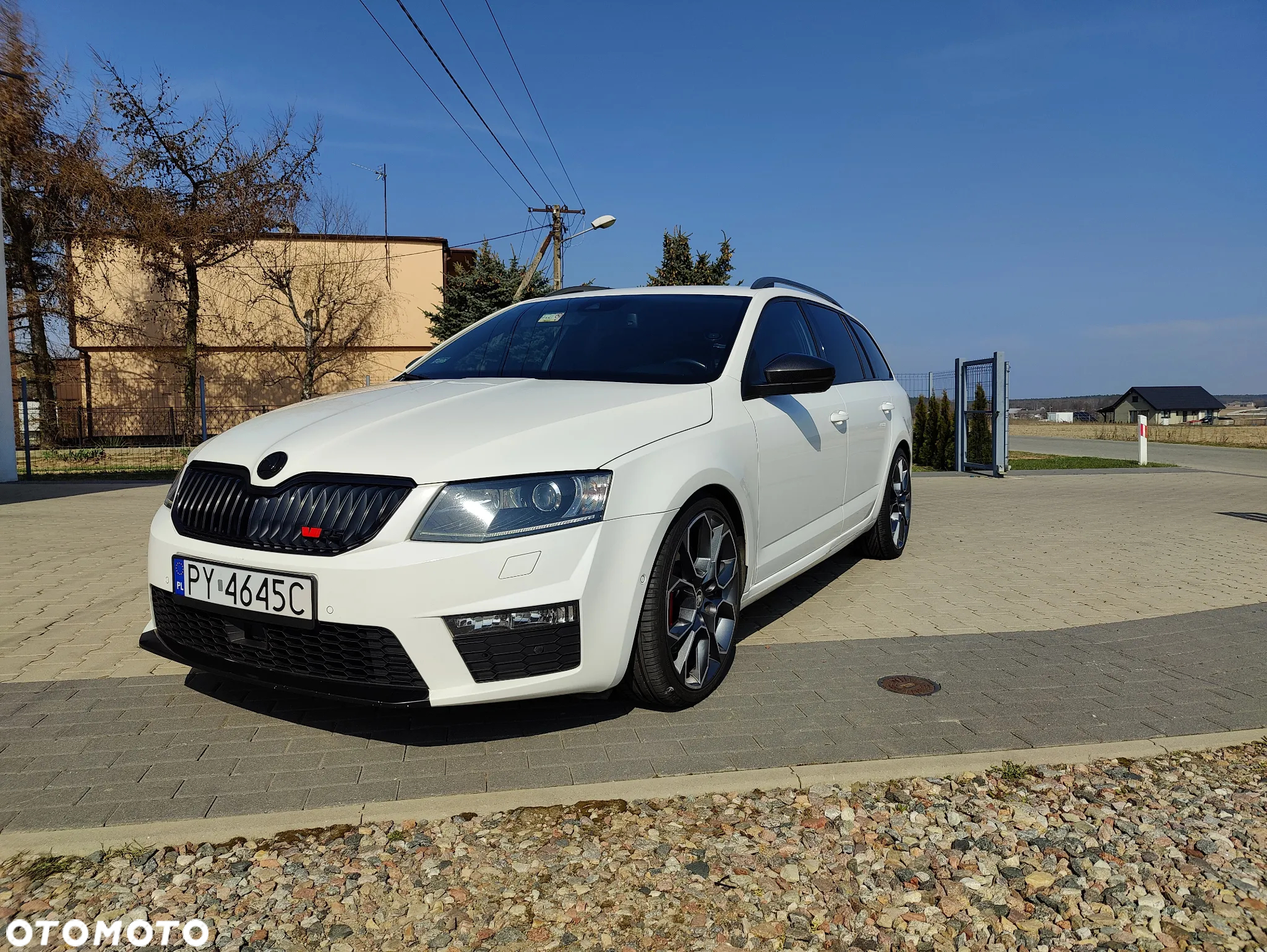 Skoda Octavia 2.0 TDI RS DSG - 2