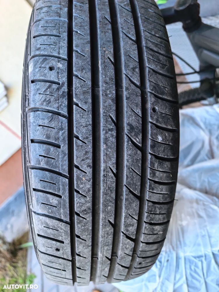 Jante aliaj DEZENT Clio 3/Sandero 1 - 4