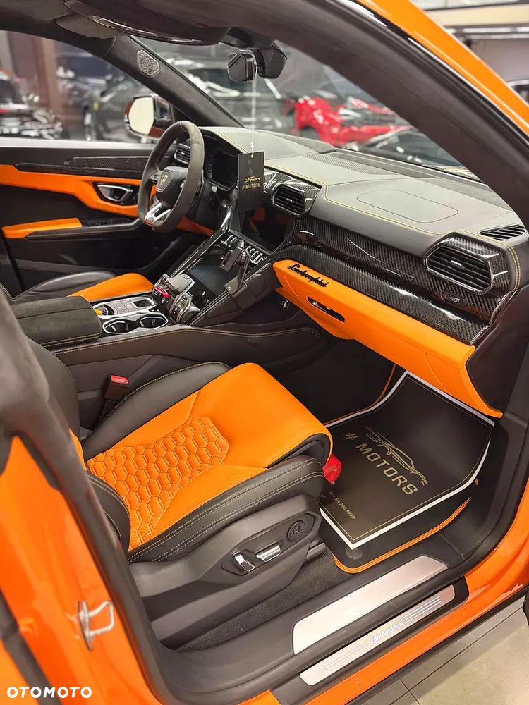 Lamborghini Urus Standard - 8