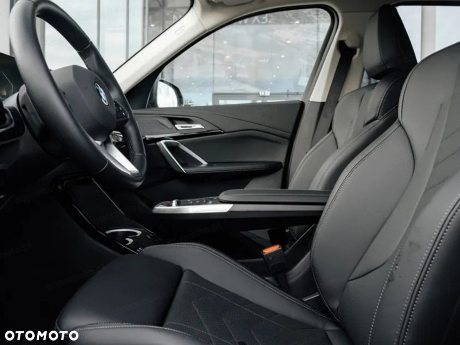 BMW X1 sDrive18i xLine sport - 8
