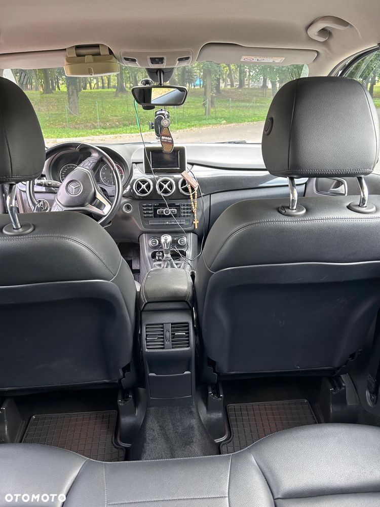 Mercedes-Benz Klasa B 200 (BlueEFFICIENCY) - 11