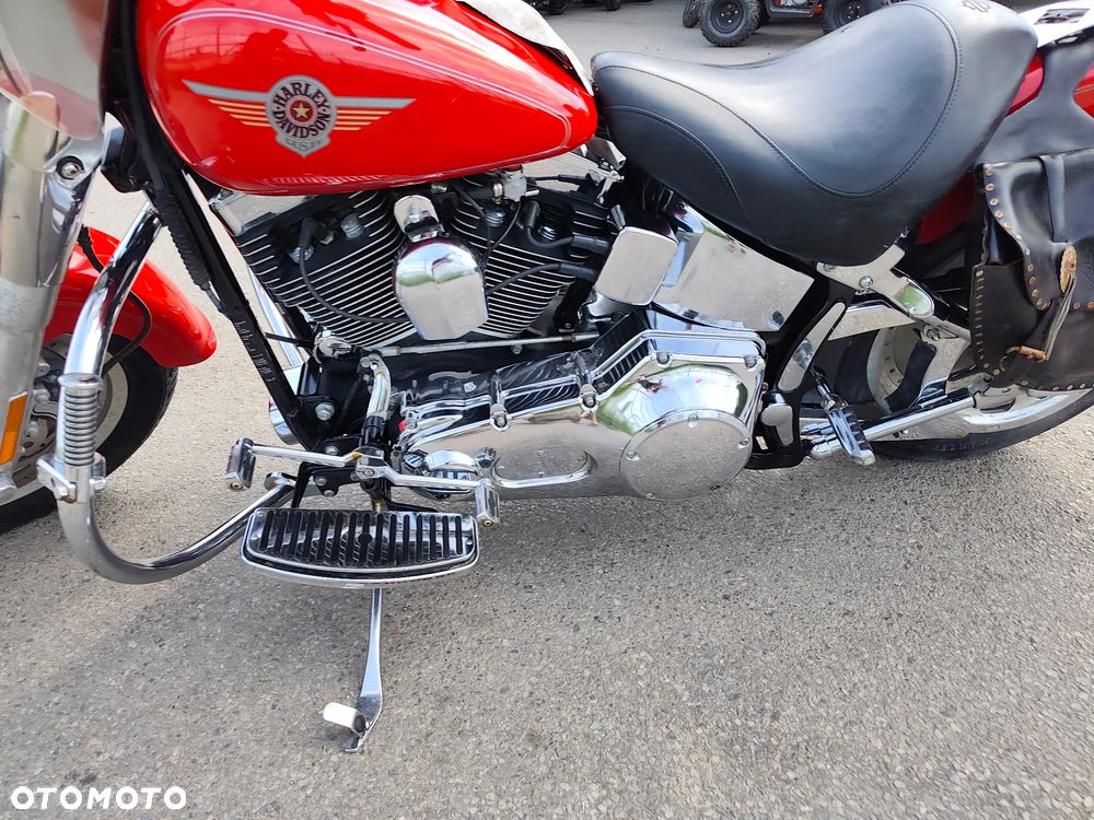 Harley-Davidson Softail Deluxe - 17