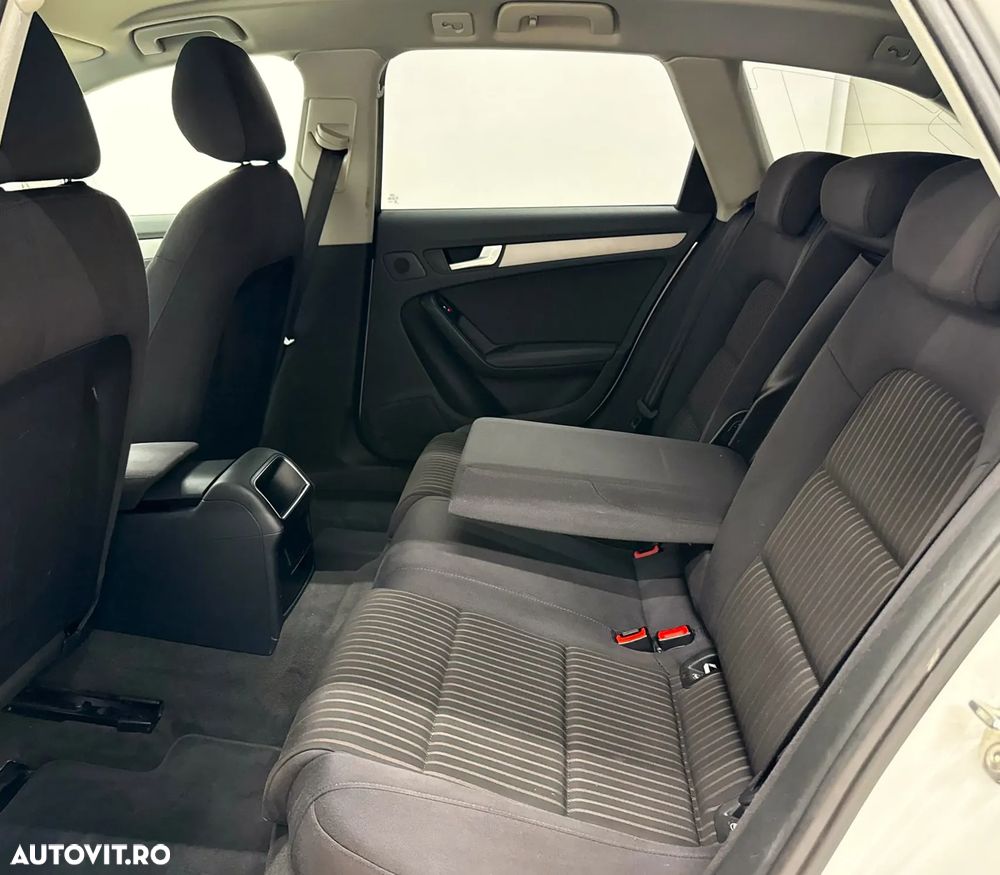 Audi A4 Avant 2.0 TDI DPF quattro Ambiente - 22