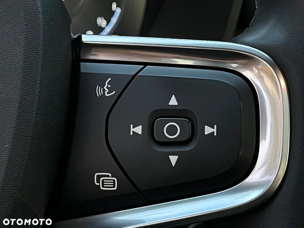 Volvo XC 40 - 27