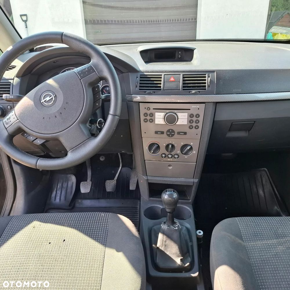 Opel Meriva - 9