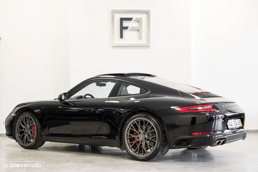 Porsche 911 2017 photo 4