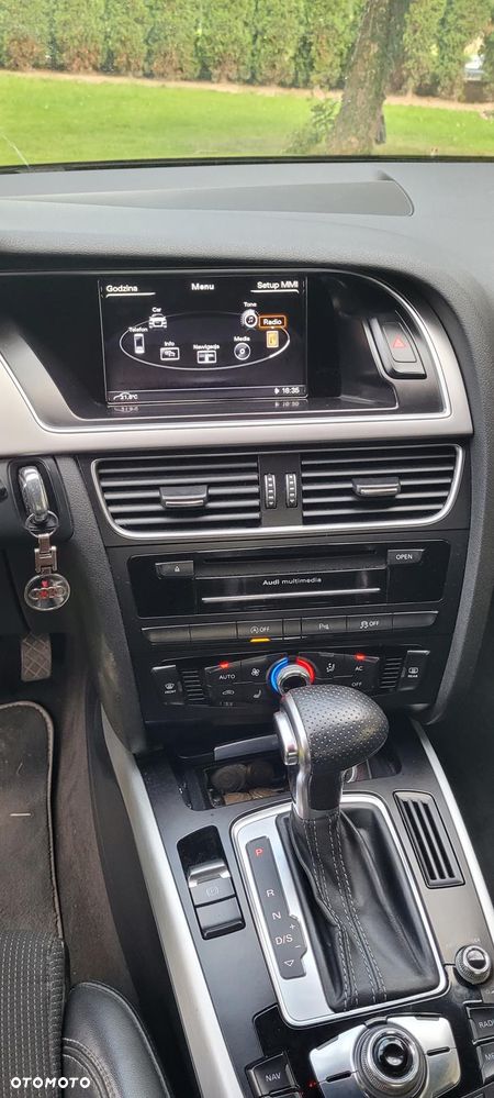 Audi A4 Limousine - 8
