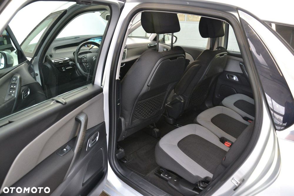 Citroën C4 Picasso - 24