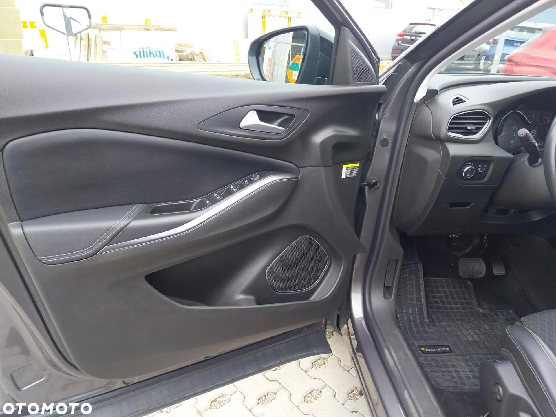 Opel Grandland X 1.2 T GPF Design Line S&S - 10
