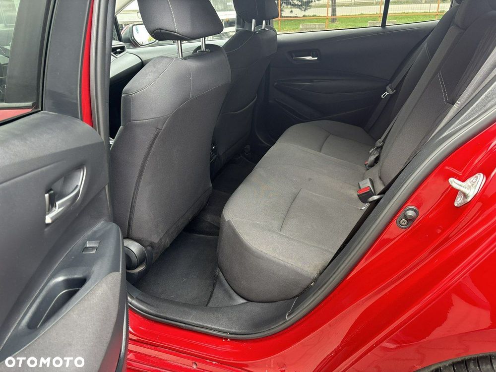 Toyota Corolla - 12