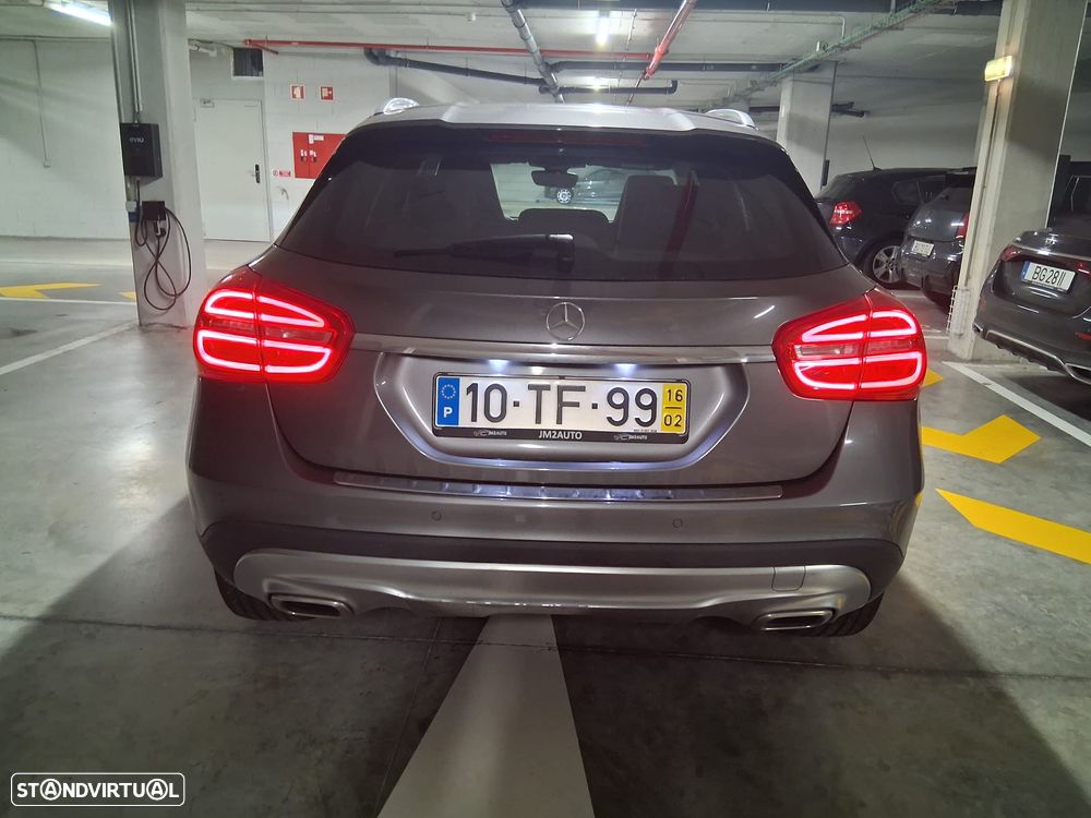 Mercedes-Benz GLA 180 CDI Urban Aut. - 14