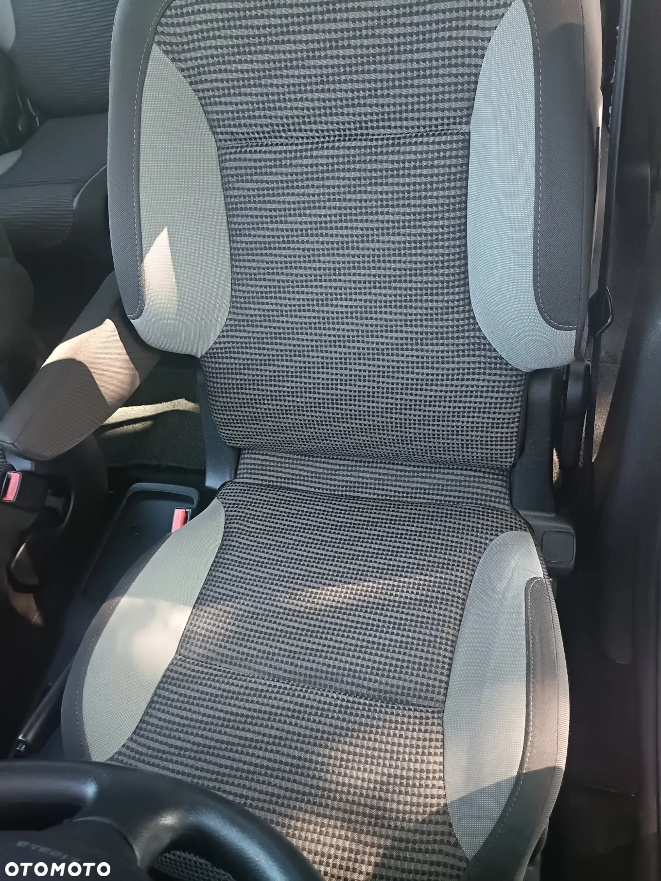 Peugeot Partner 1.6 HDi Outdoor - 37