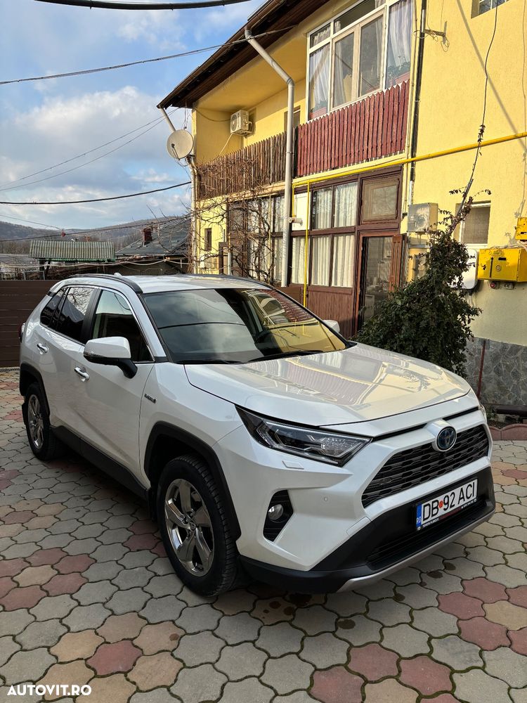 Toyota RAV4 - 7