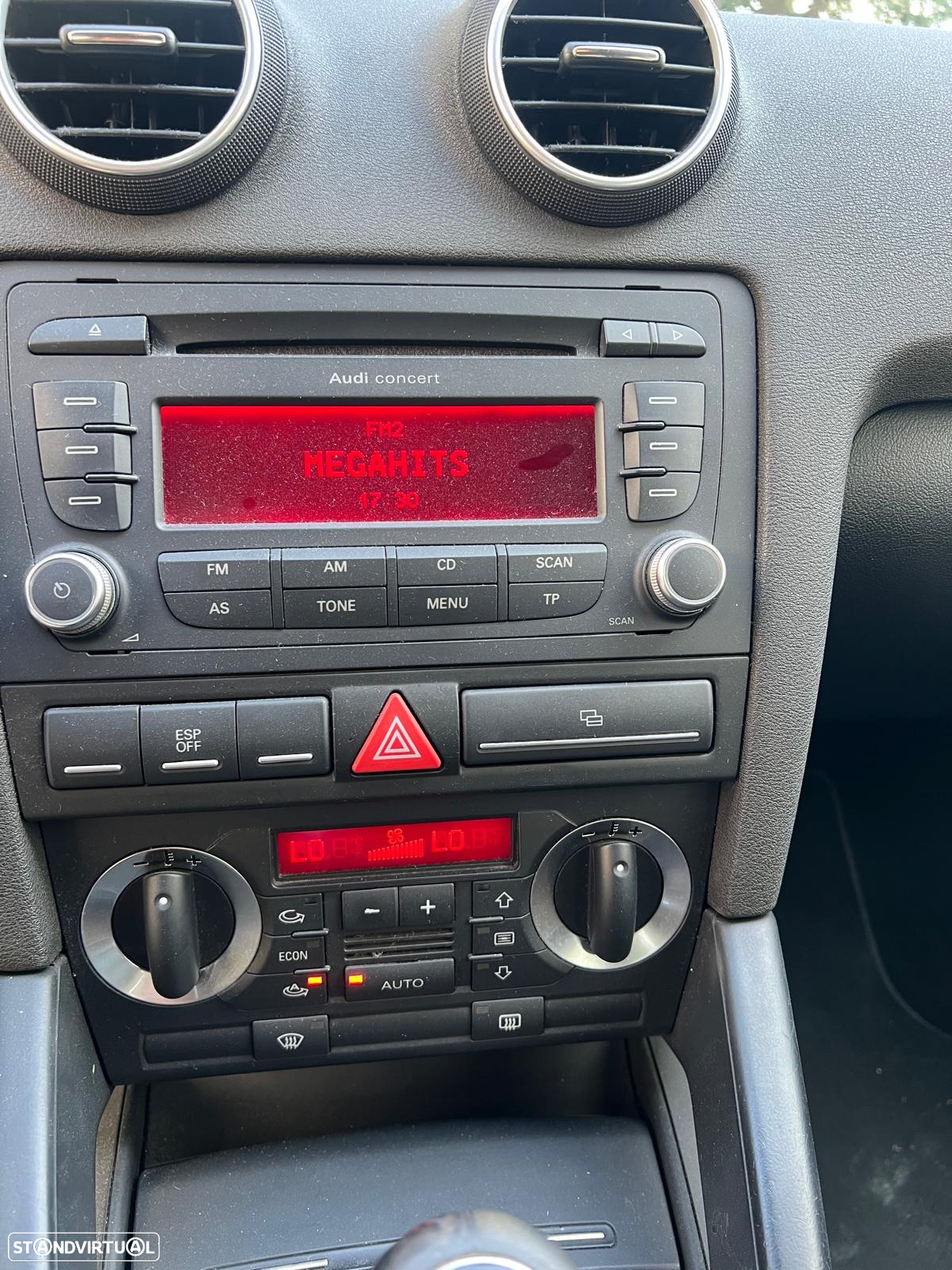 Audi A3 Sportback 1.9 TDi Ambiente - 8