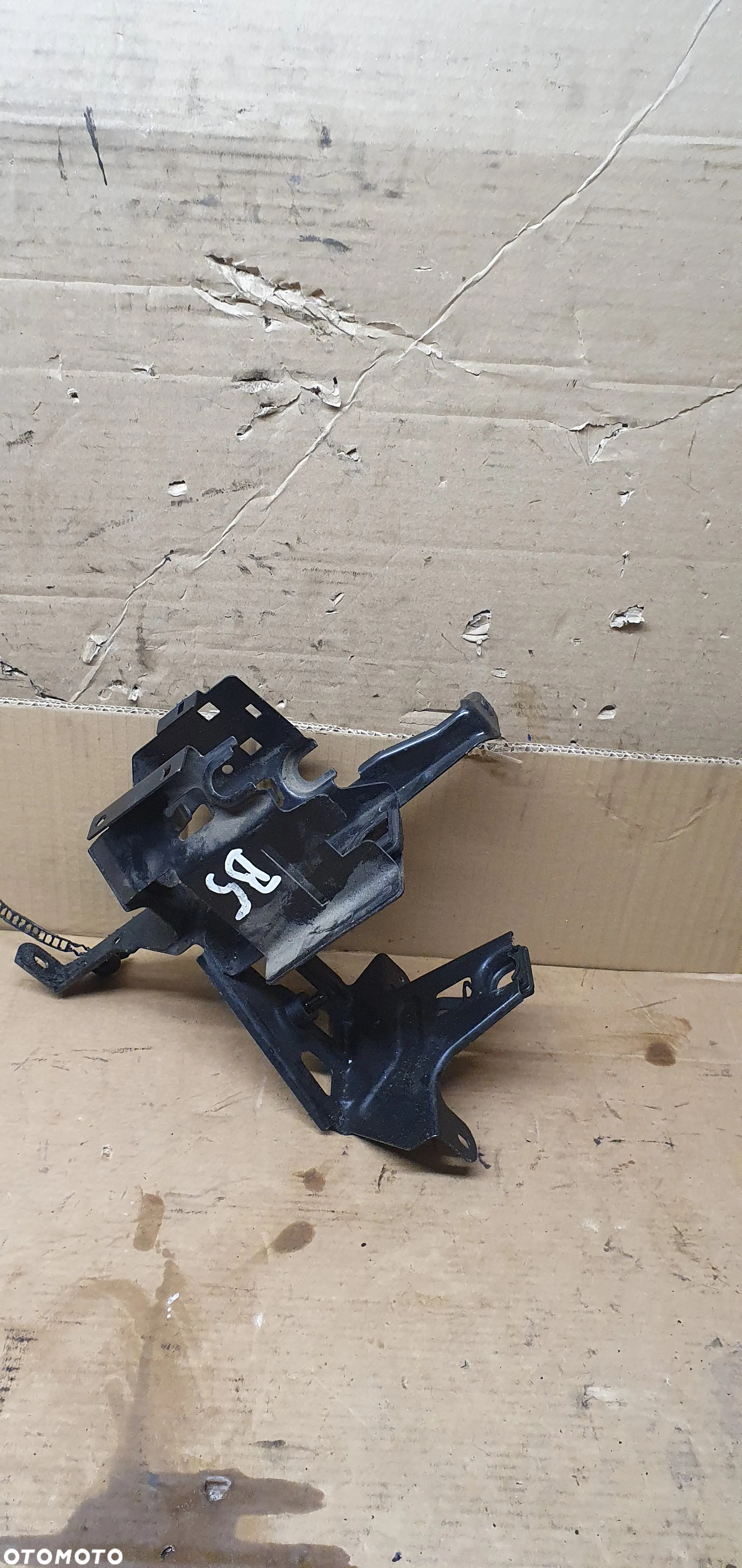 Mocowanie uchwyt pompy ABS VW Passat B5 FL 4B0614119AA - 4