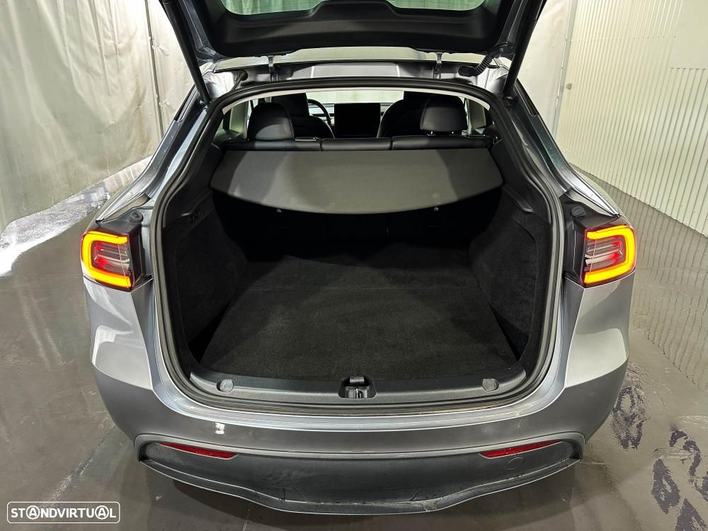 Tesla Model Y Performance Dual Motor AWD - 53