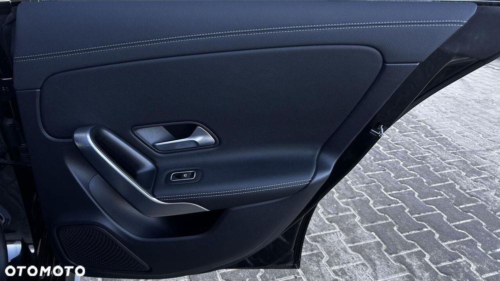 Mercedes-Benz CLA 200 d 4-Matic AMG Line 8G-DCT - 29