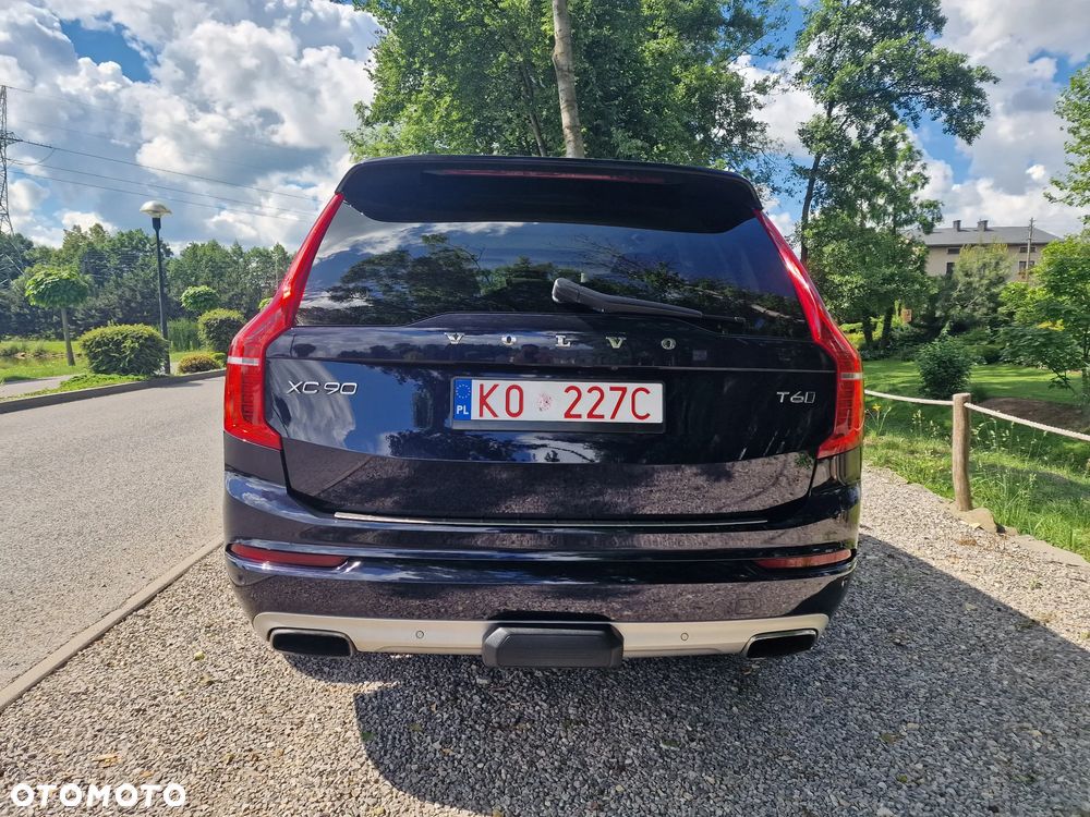 Volvo XC 90 - 5