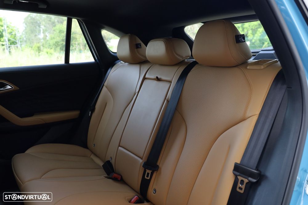 MG HS 1.5 Plug-in Hybrid Luxury - 12