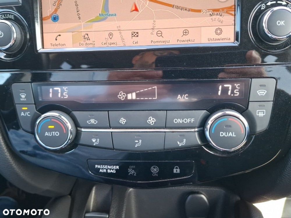Nissan Qashqai 1.3 DIG-T N-Connecta DCT - 25