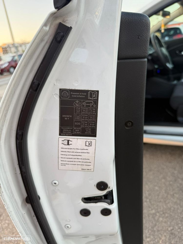 Renault Mégane Coupe - 26