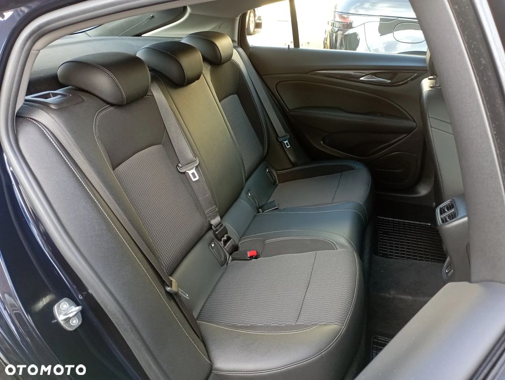 Opel Insignia CT 1.5 T Elite S&S - 10