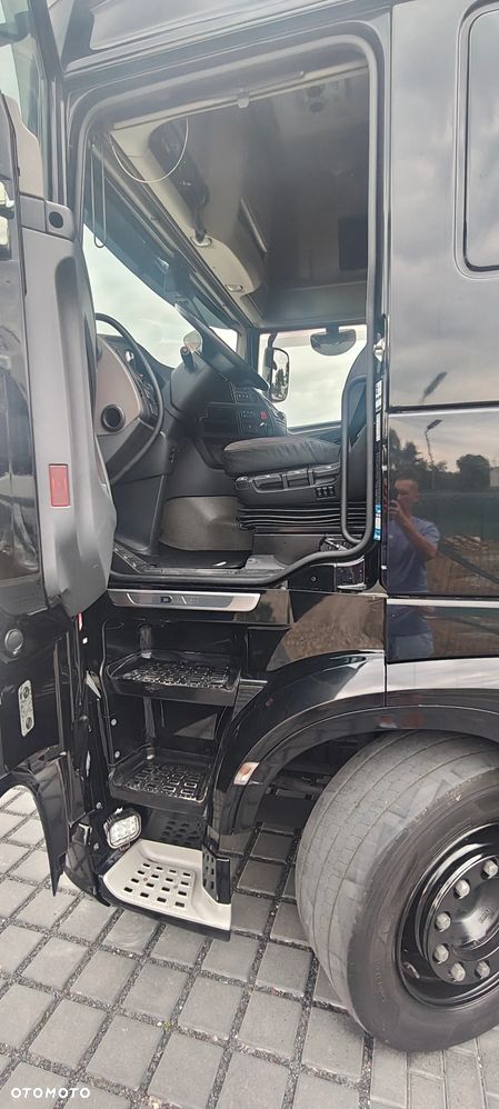 DAF XF 530 Low Deck - 11