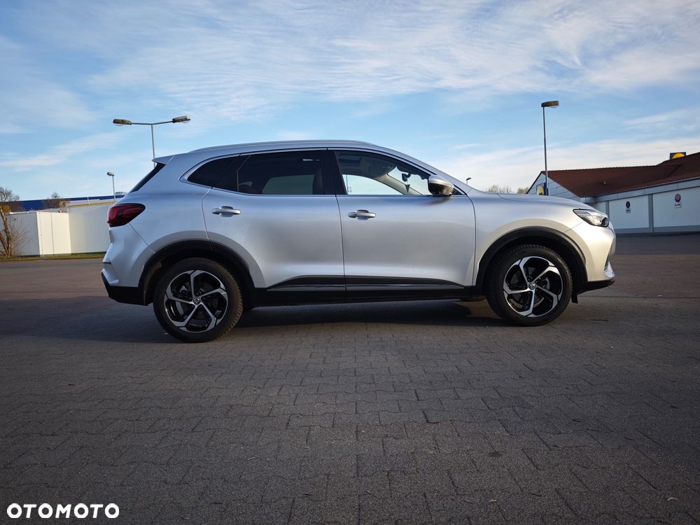 MG HS 1.5 T-GDI Exclusive DCT - 2