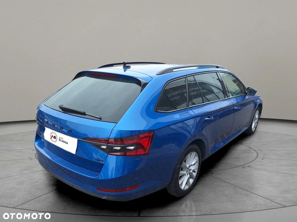 Skoda Superb 2.0 TDI SCR 4x4 Ambition DSG - 4