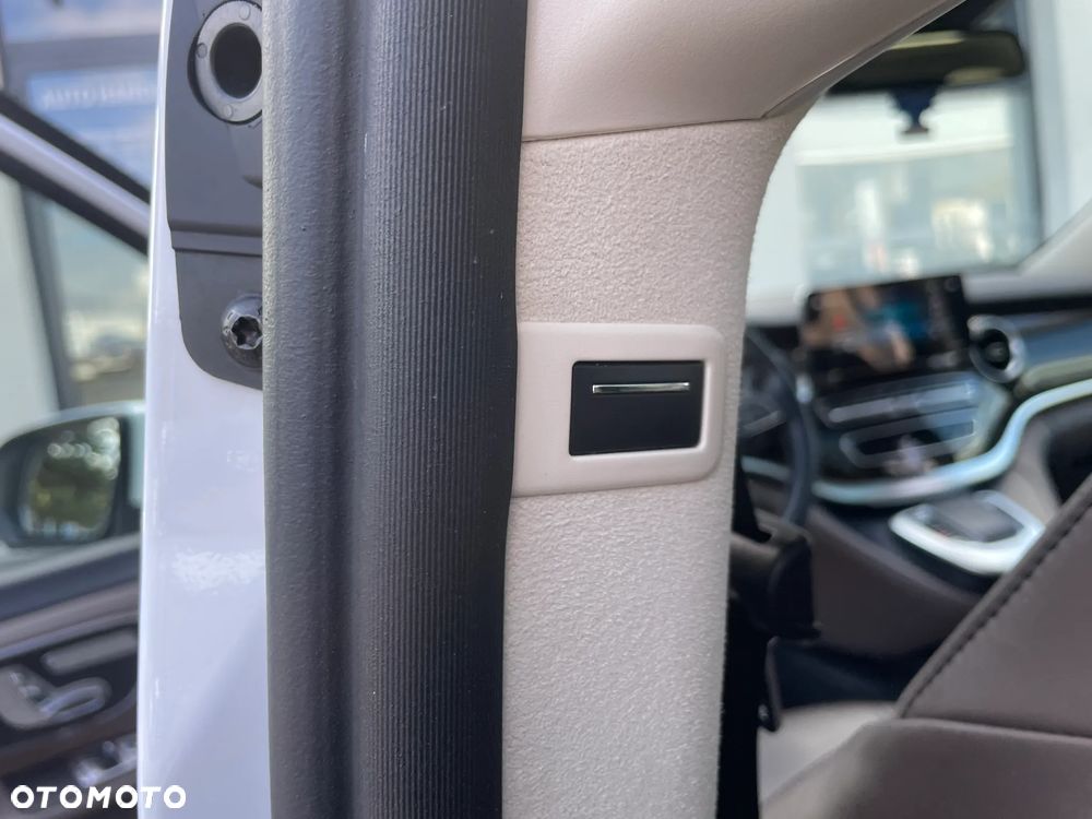 Mercedes-Benz Klasa V 300 d Exclusive 9G-Tronic (d³ugi) - 18