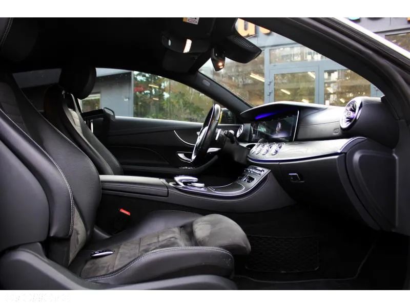 Mercedes-Benz Klasa E 220 d Coupe 4-Matic 9G-TRONIC - 9