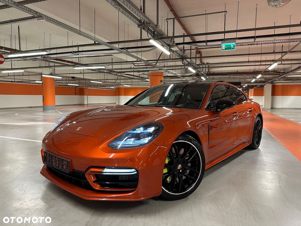 Porsche Panamera 4S E-Hybrid - 1