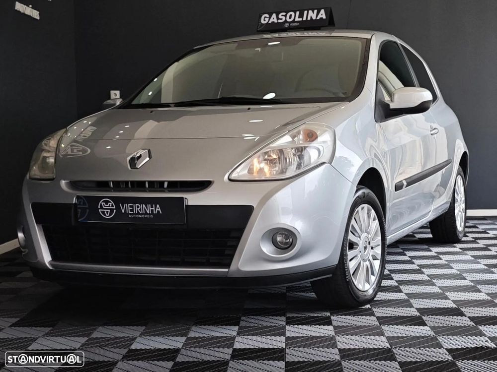 Renault Clio - 11