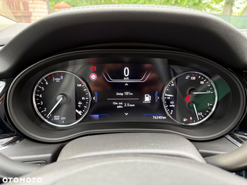 Opel Insignia - 12