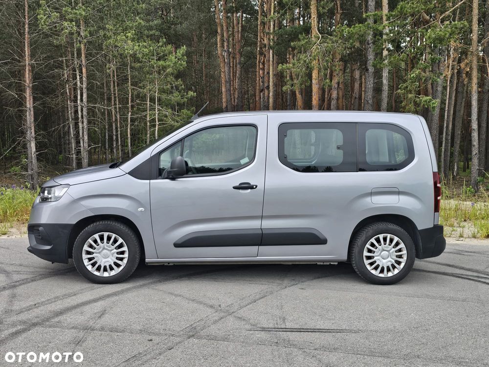 Toyota Proace City Verso 1.2 D-4T Combi - 4