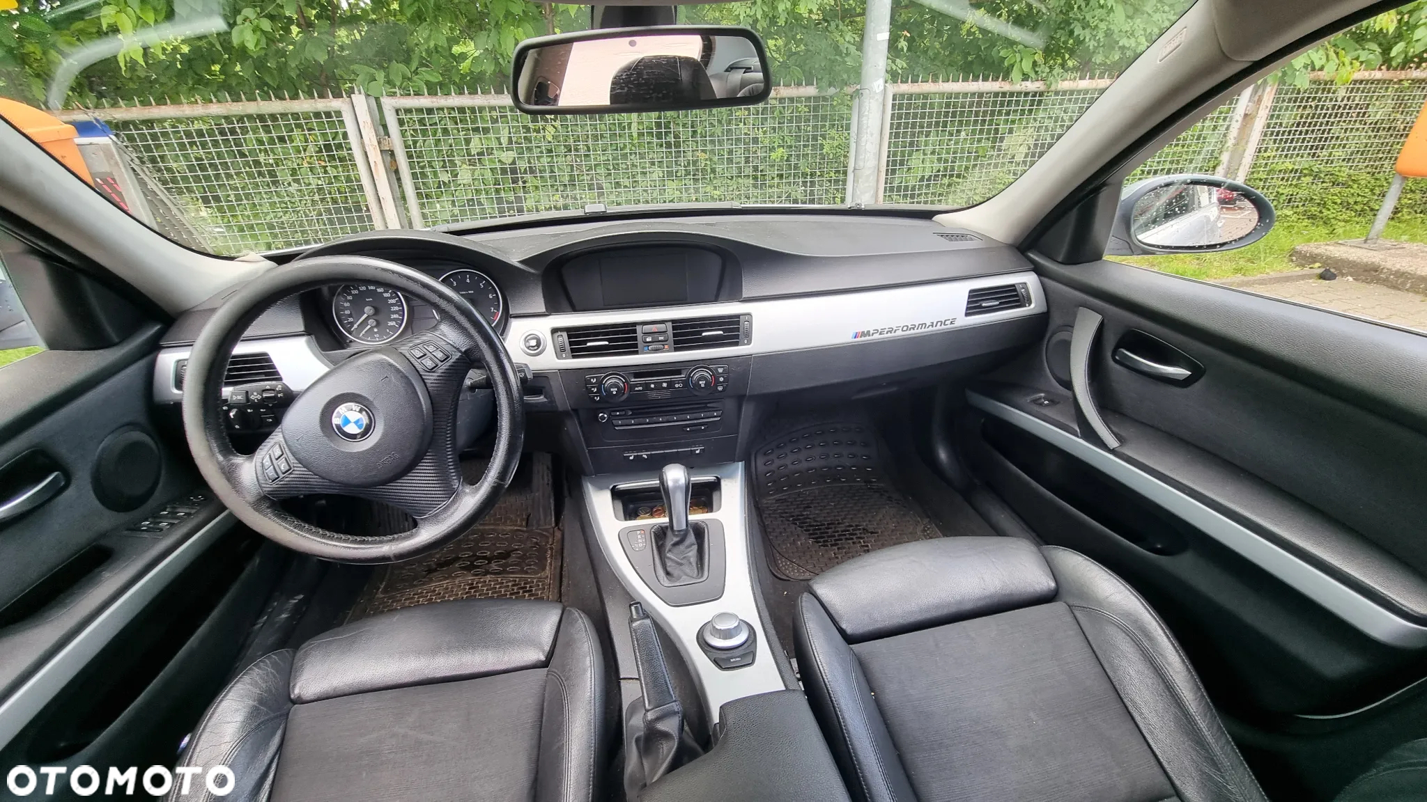 BMW Seria 3 325i - 6