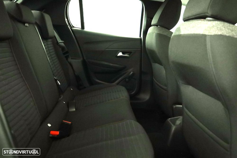 Peugeot 208 1.2 PureTech Active - 21