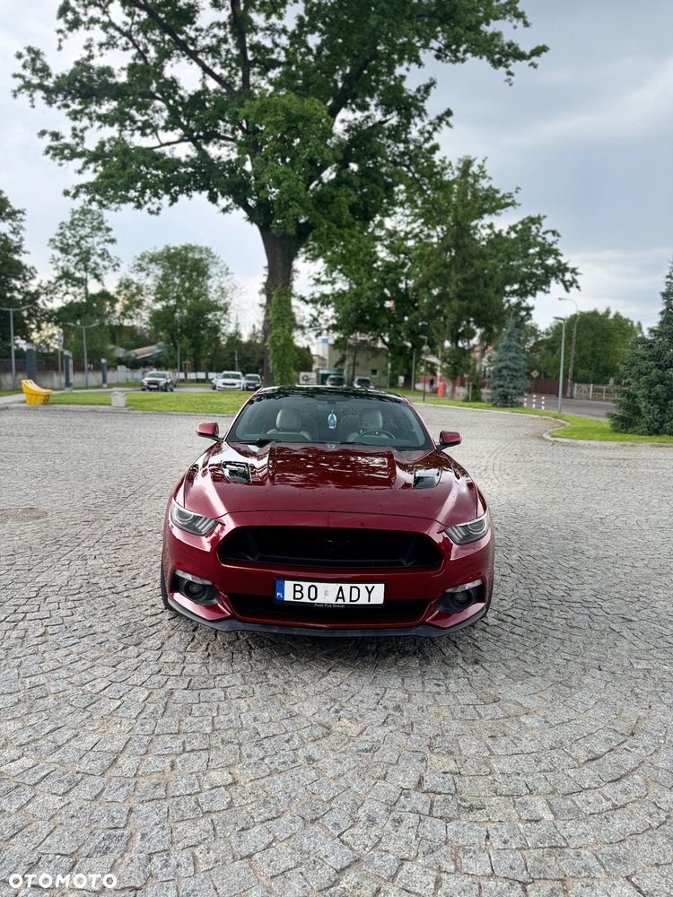 Ford Mustang 5.0 V8 GT - 2