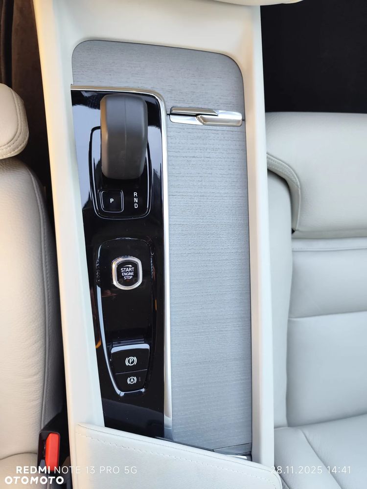 Volvo V60 B4 B Plus Dark - 18