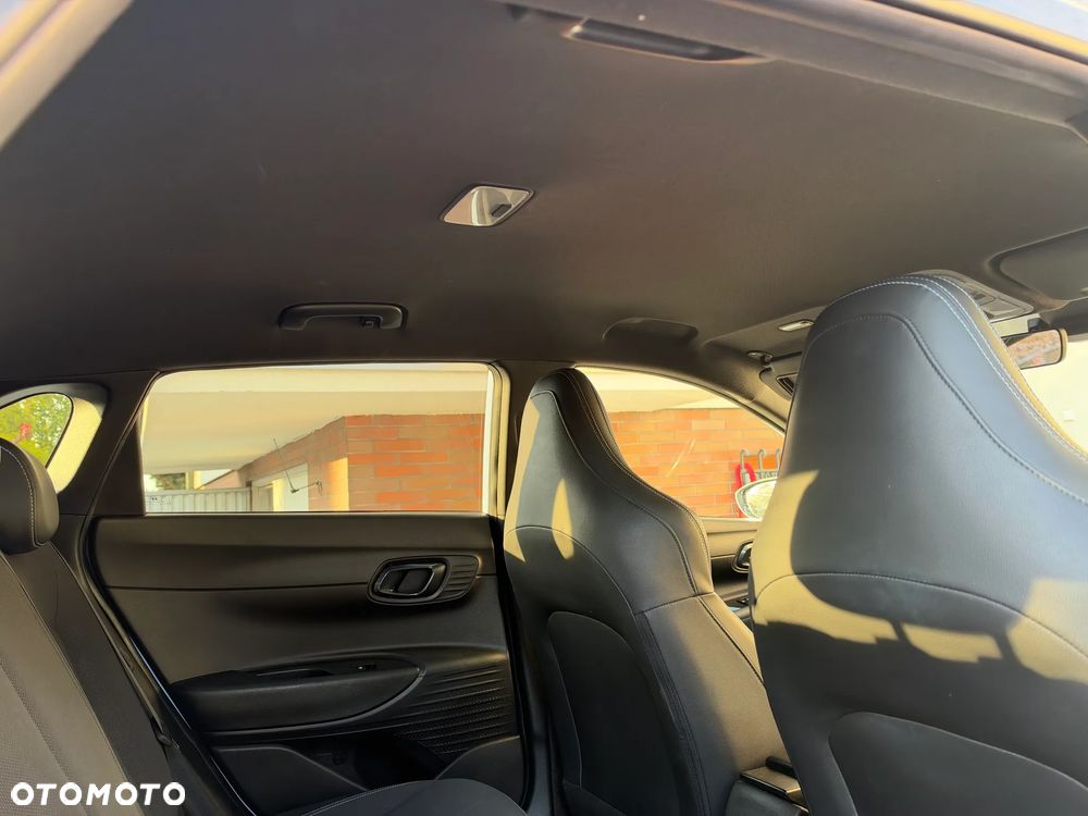 Hyundai i20 - 19