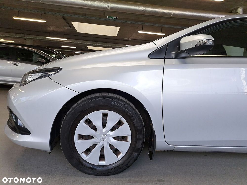Toyota Auris 1.33 VVT-i Active - 31