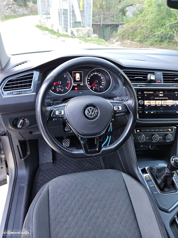 VW Tiguan 2.0 TDI Confortline - 9
