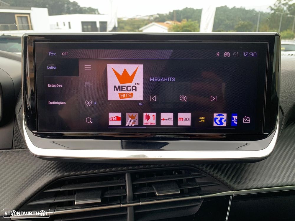 Peugeot 2008 1.5 BlueHDi Allure EAT8 - 24