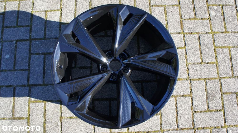 FELGA ALUMINIOWA 22" AUDI SPORT RS6 RS7 4K0601025BC - 2
