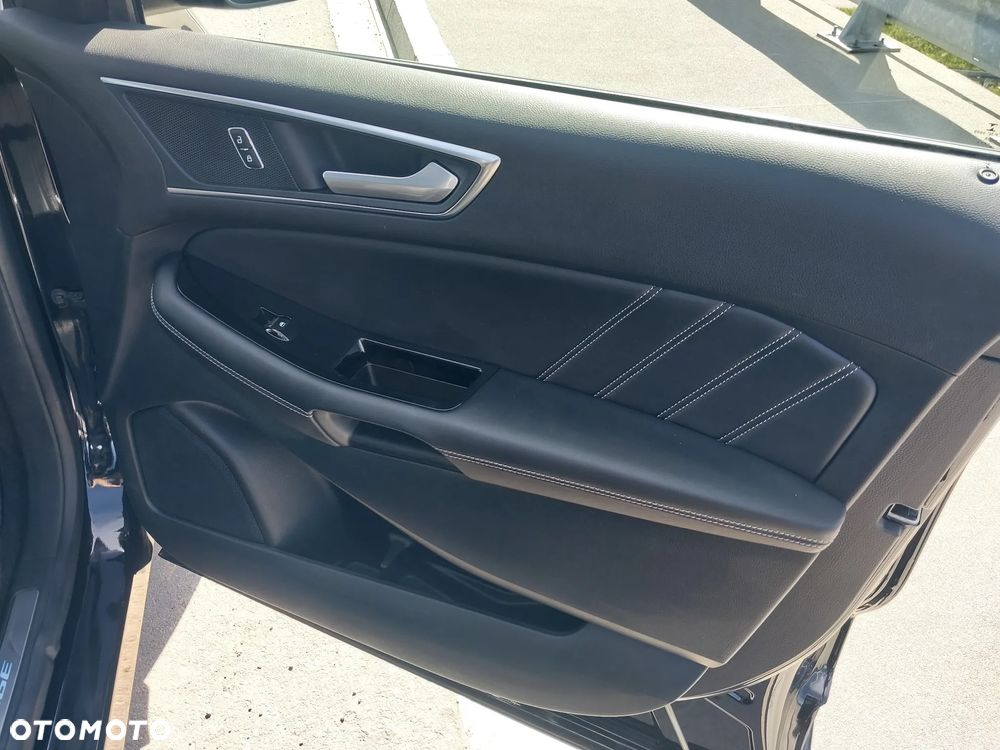 Ford Edge - 16