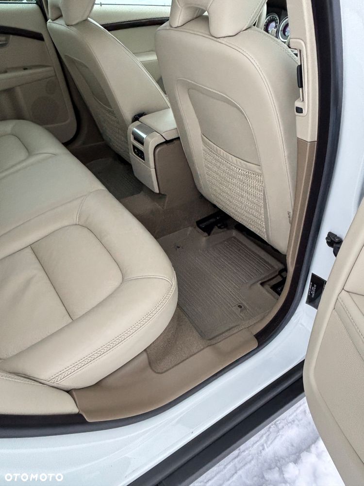 Volvo XC 70 T6 AWD Summum - 17