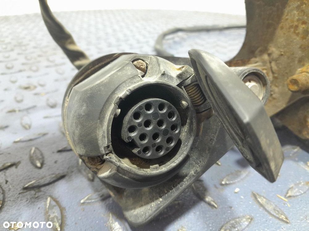 OPEL ASTRA III H KOMBI HAK DO PRZYCZEPY - 4