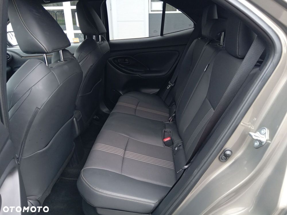 Toyota Yaris Cross - 13