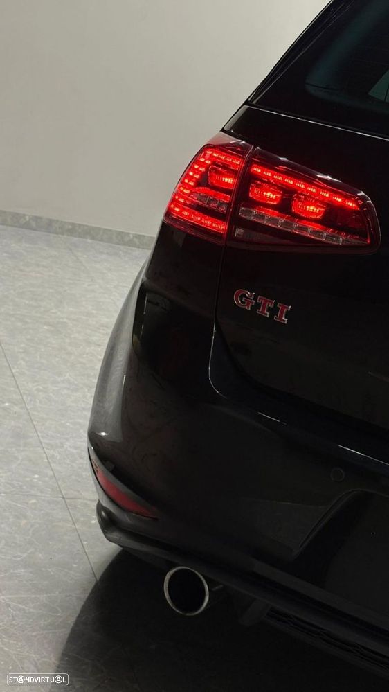 VW Golf 2.0 TSi GTi DSG Performance - 25